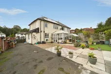 Luttrell Gardens, Leeds