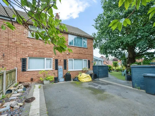 Oakenshaw Road, Redditchphoto