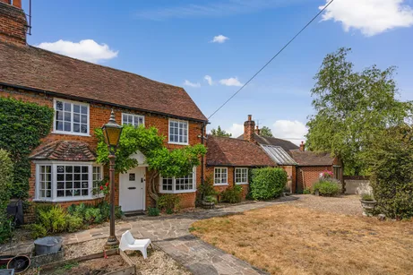 Longwater Road, Eversley, RG27