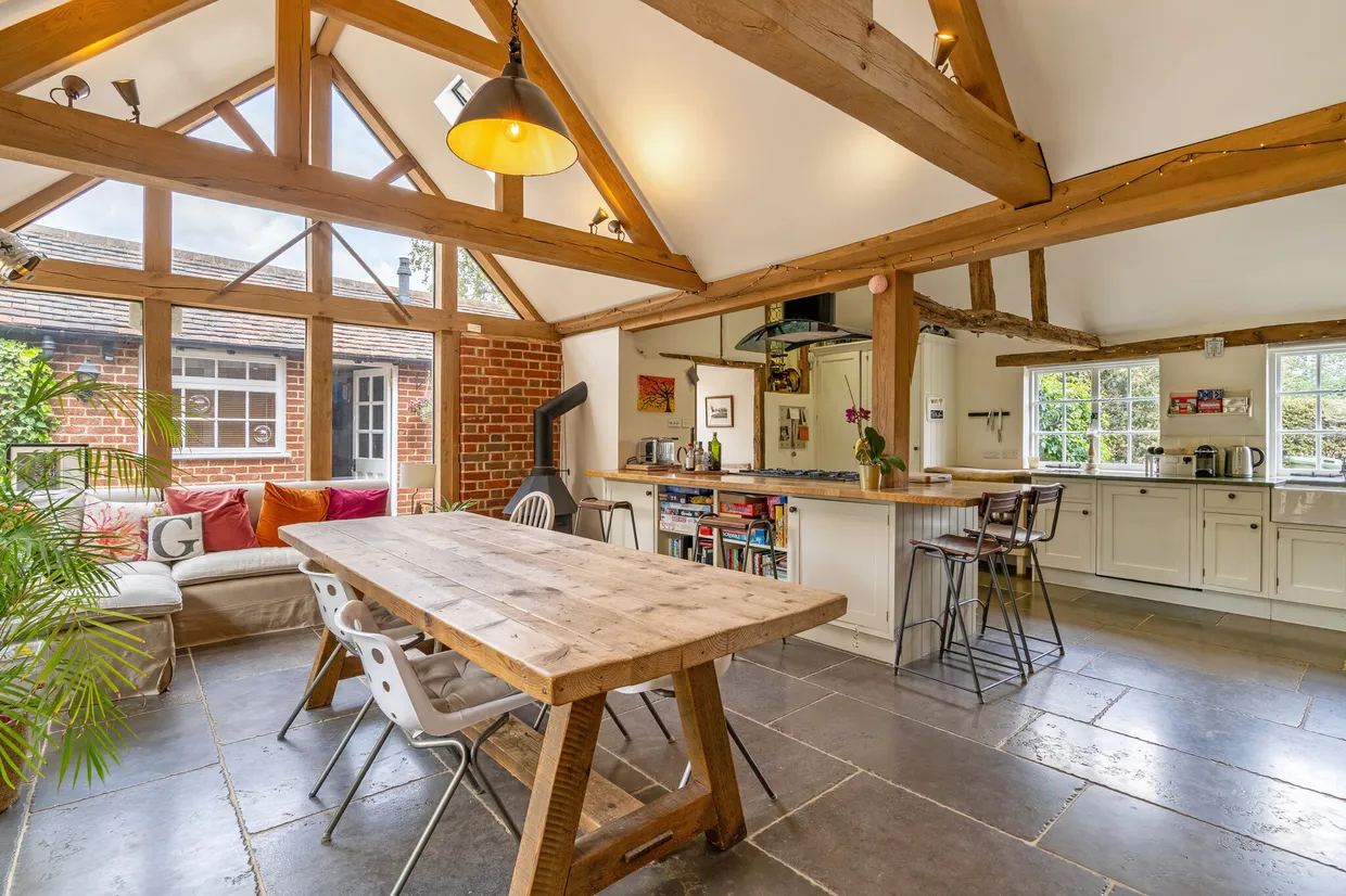 Longwater Road, Eversley, RG27 photo 3