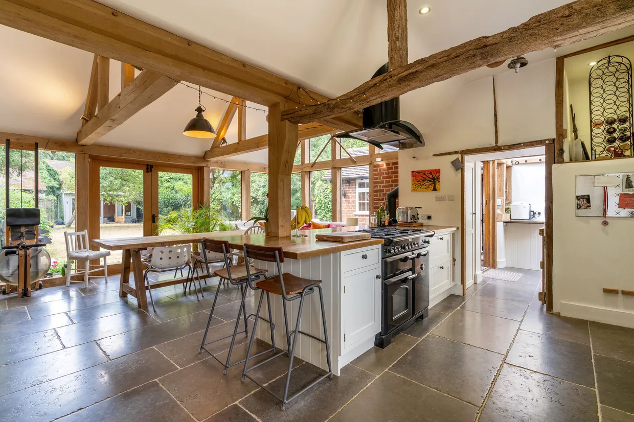 Longwater Road, Eversley, RG27 photo 4