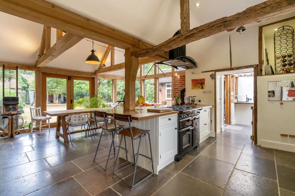 Longwater Road, Eversley, RG27 photo 4
