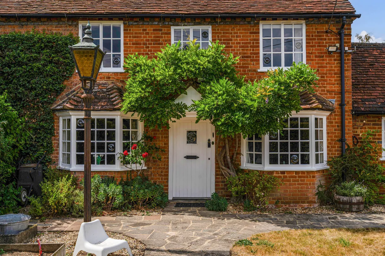 Longwater Road, Eversley, RG27 photo 12