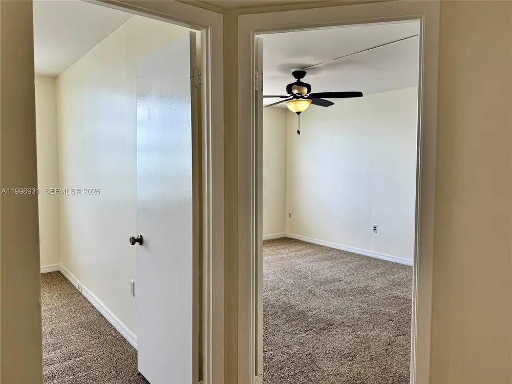 2780 NE 183rd St, Aventura, FL 33160