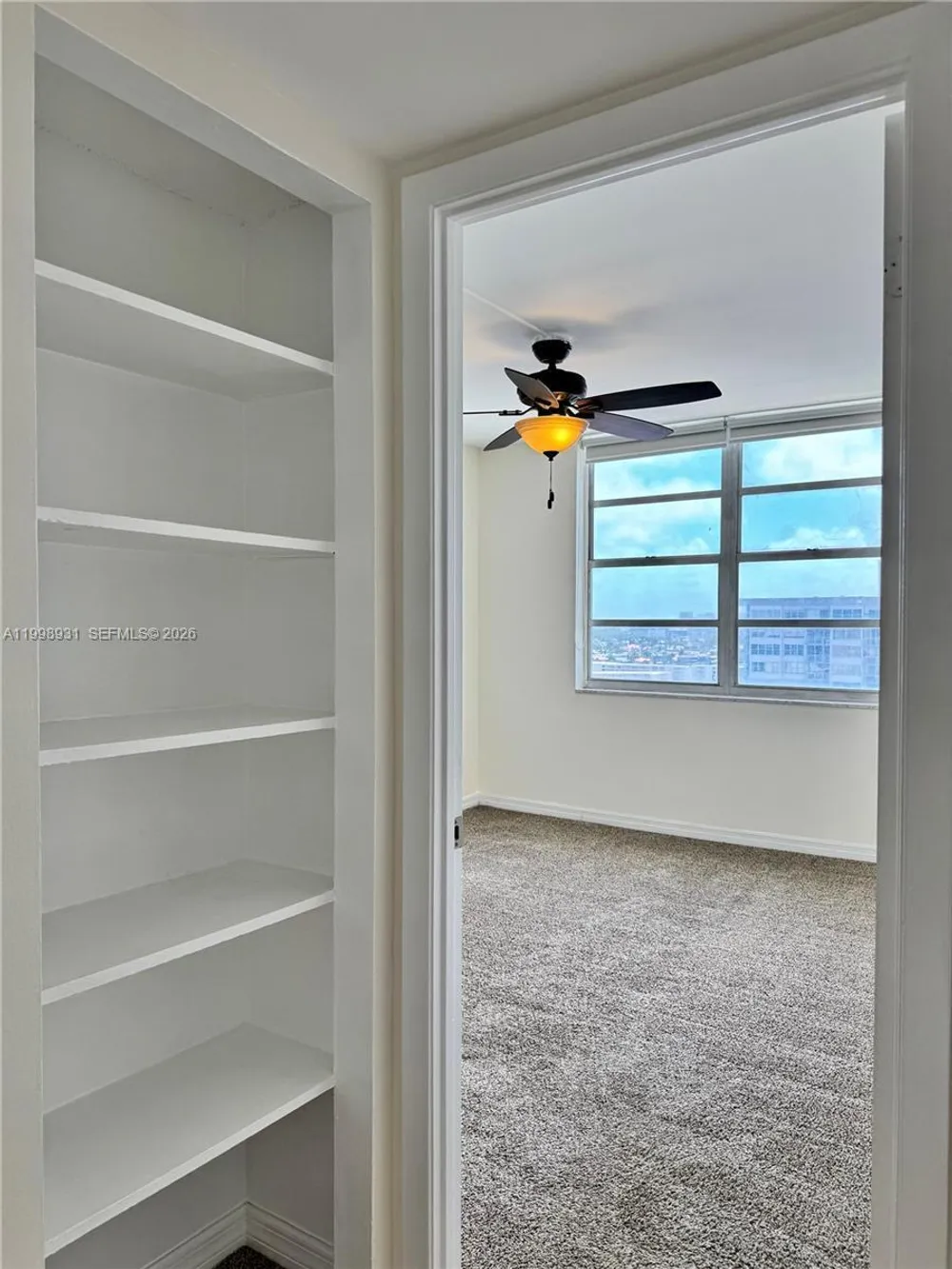 2780 NE 183rd St, Aventura, FL 33160