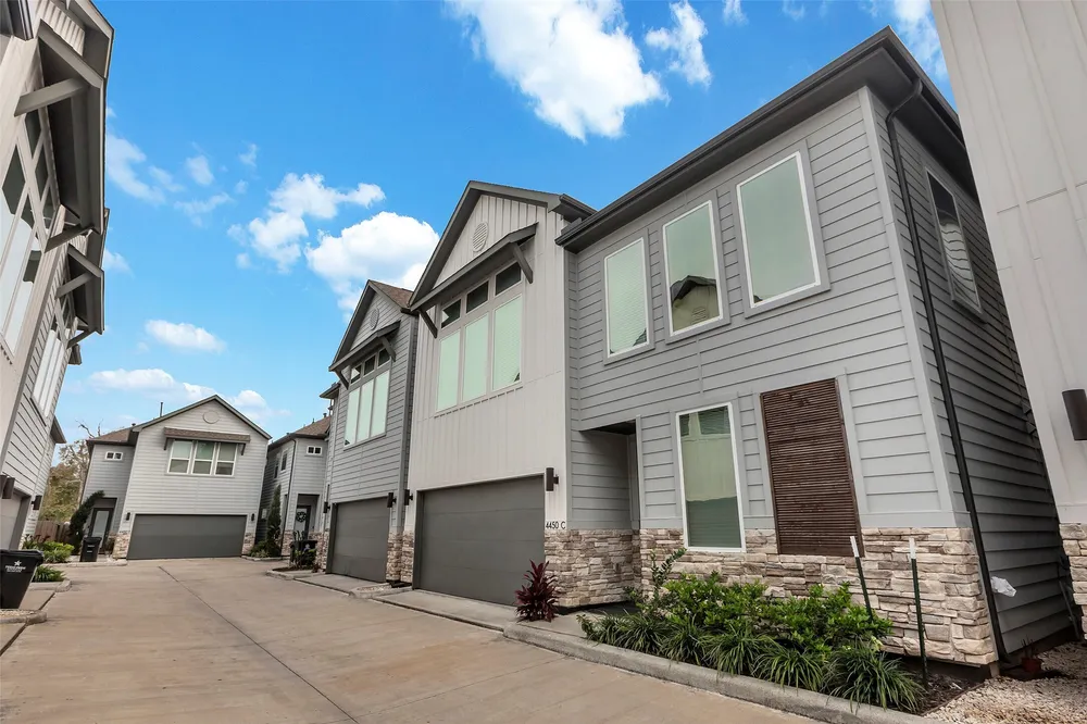 4450 W Tidwell Rd, Houston, TX 77091