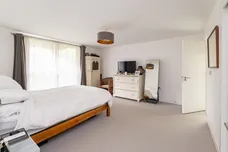 Woodside Avenue, London, N10 photo 17