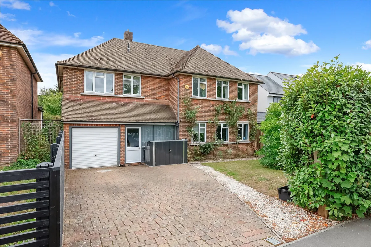 London Road South, Merstham, Redhill, Surrey, RH1