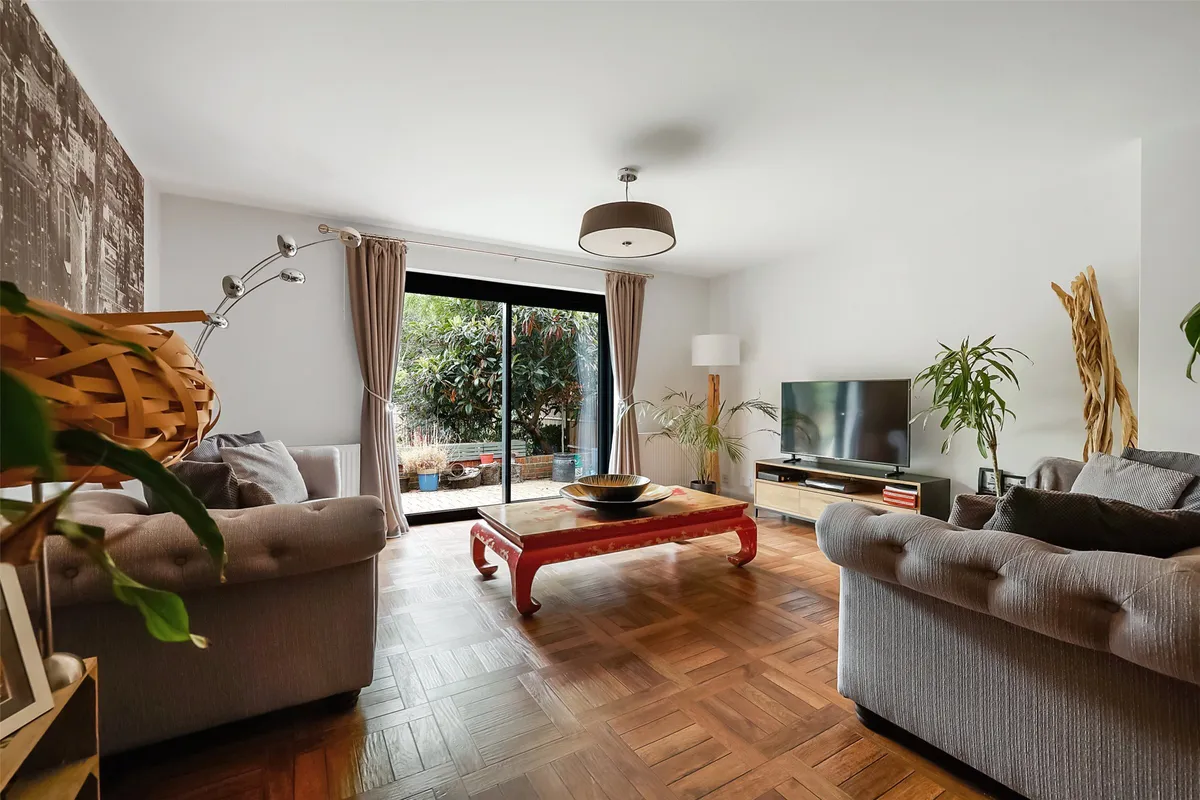 London Road South, Merstham, Redhill, Surrey, RH1