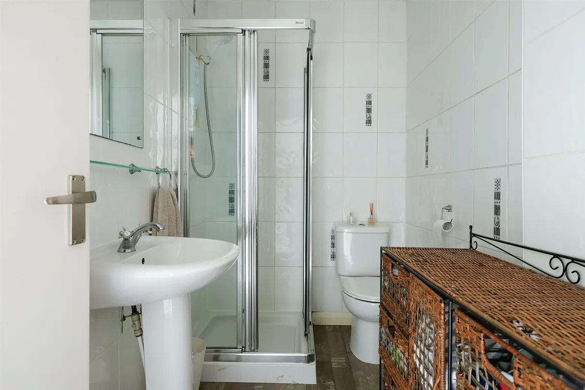 London Road South, Merstham, Redhill, Surrey, RH1