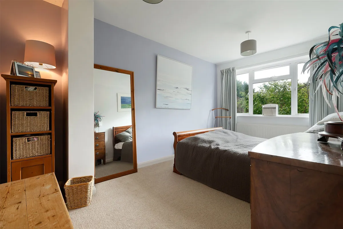London Road South, Merstham, Redhill, Surrey, RH1