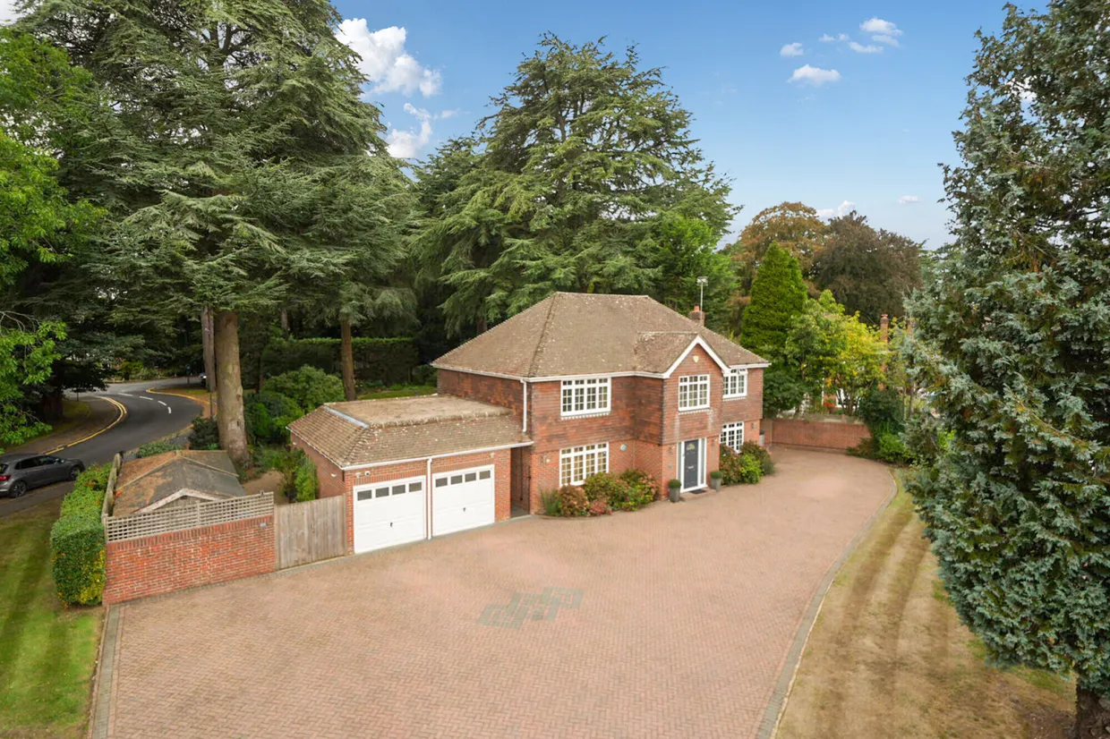 Westminster Close, High Wycombe, HP11 photo 20