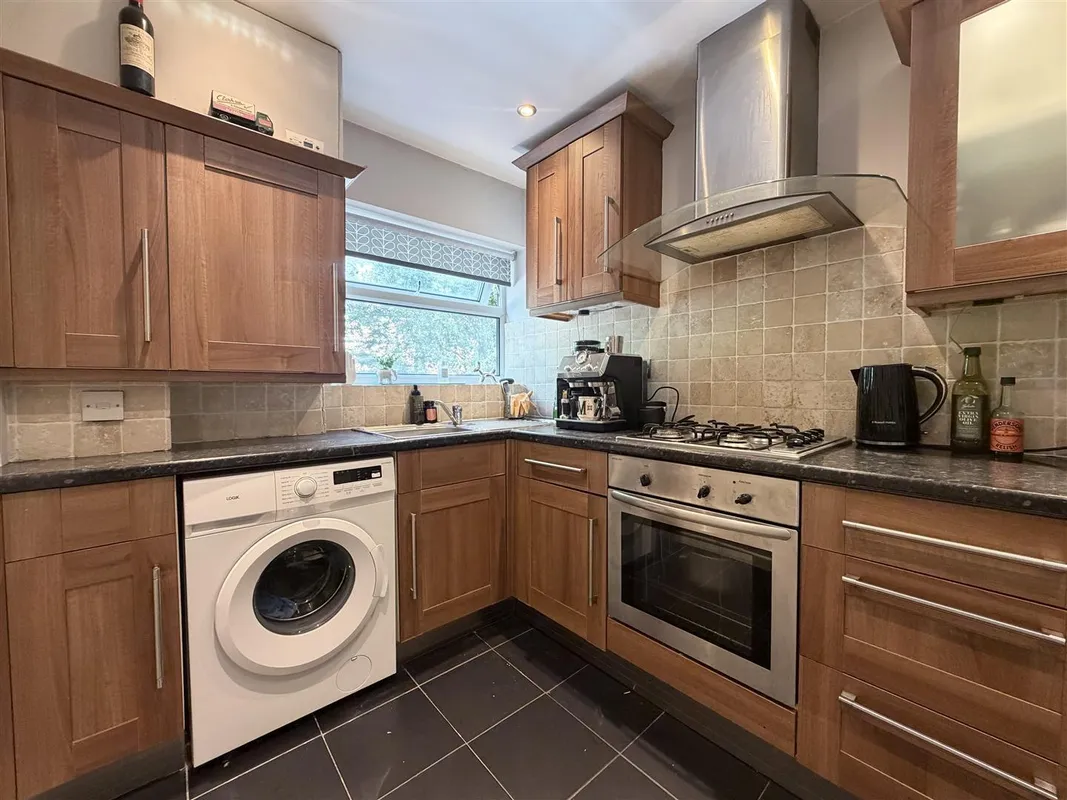 Grove Court, Headingley, LS6