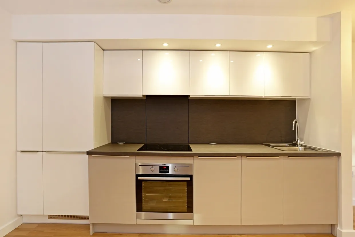 Baltic Avenue Brentford TW8, EPC B photo 3