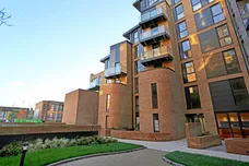 Baltic Avenue Brentford TW8, EPC B photo 4