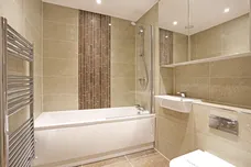 Baltic Avenue Brentford TW8, EPC B photo 7