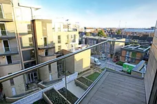 Baltic Avenue Brentford TW8, EPC B photo 9