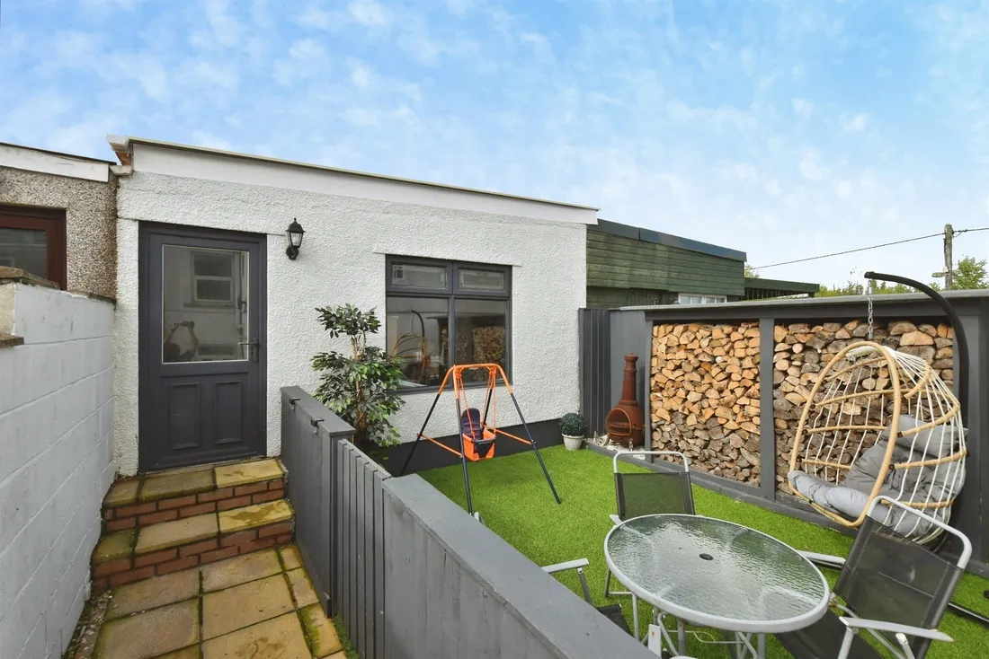 Property photo 8