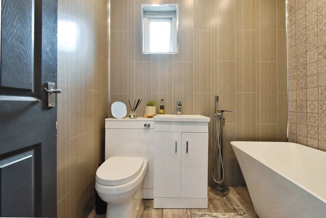 Property photo 24