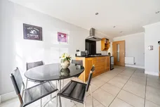 Robin Hill, Maidenhead
