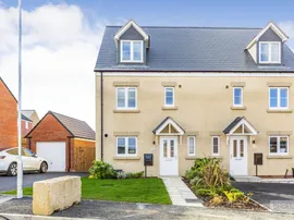 Menzel Road, Weldon, CORBY photo