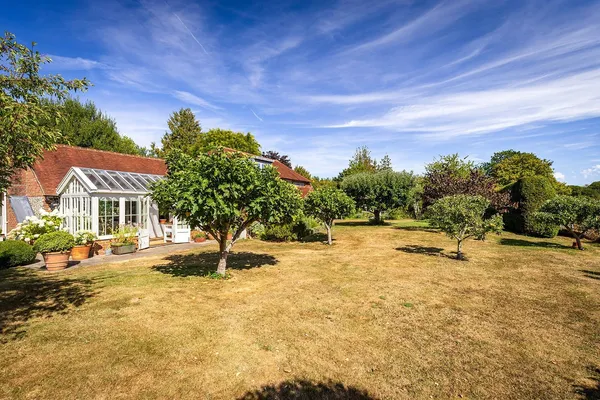 Hoyle Lane, Heyshott, GU29 photo 15