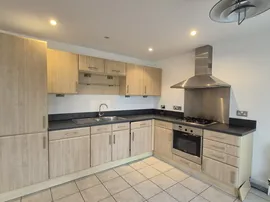 Hunt Close, Holland PArk, LONDON photo