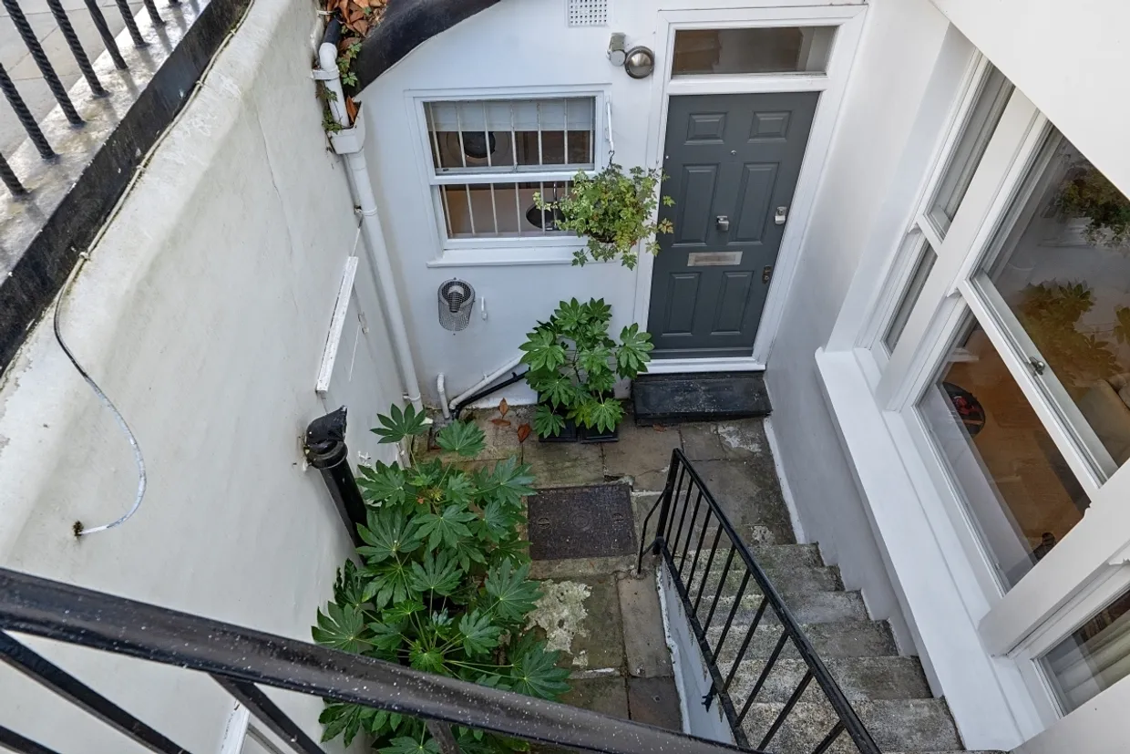 Arundel Gardens London W11 photo 6