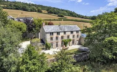 Dalwood, Axminster