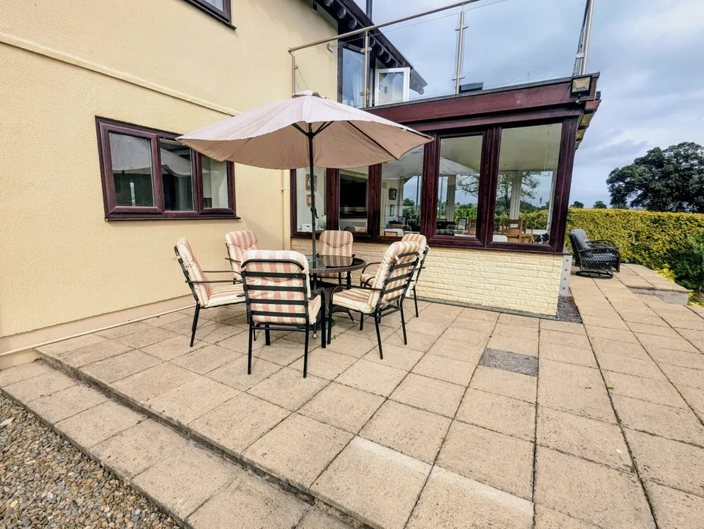 Property carousel item 31