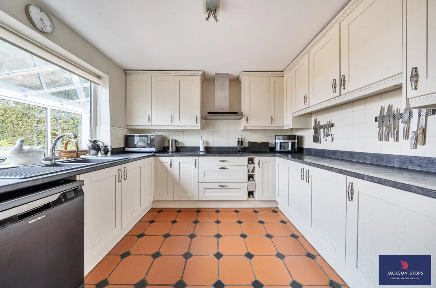 Courteenhall Road, Blisworth, NN7 photo 4
