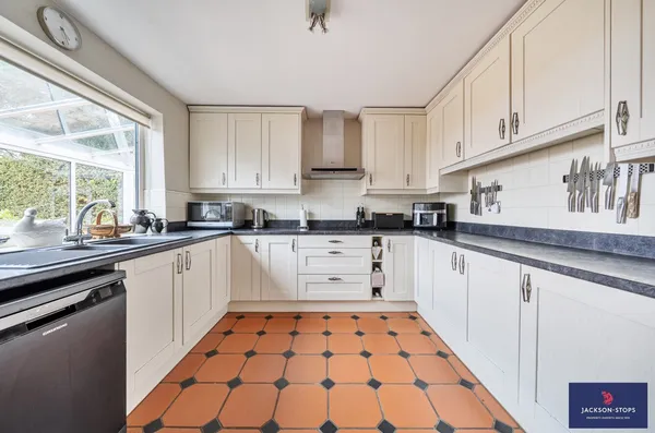 Courteenhall Road, Blisworth, NN7 photo 4