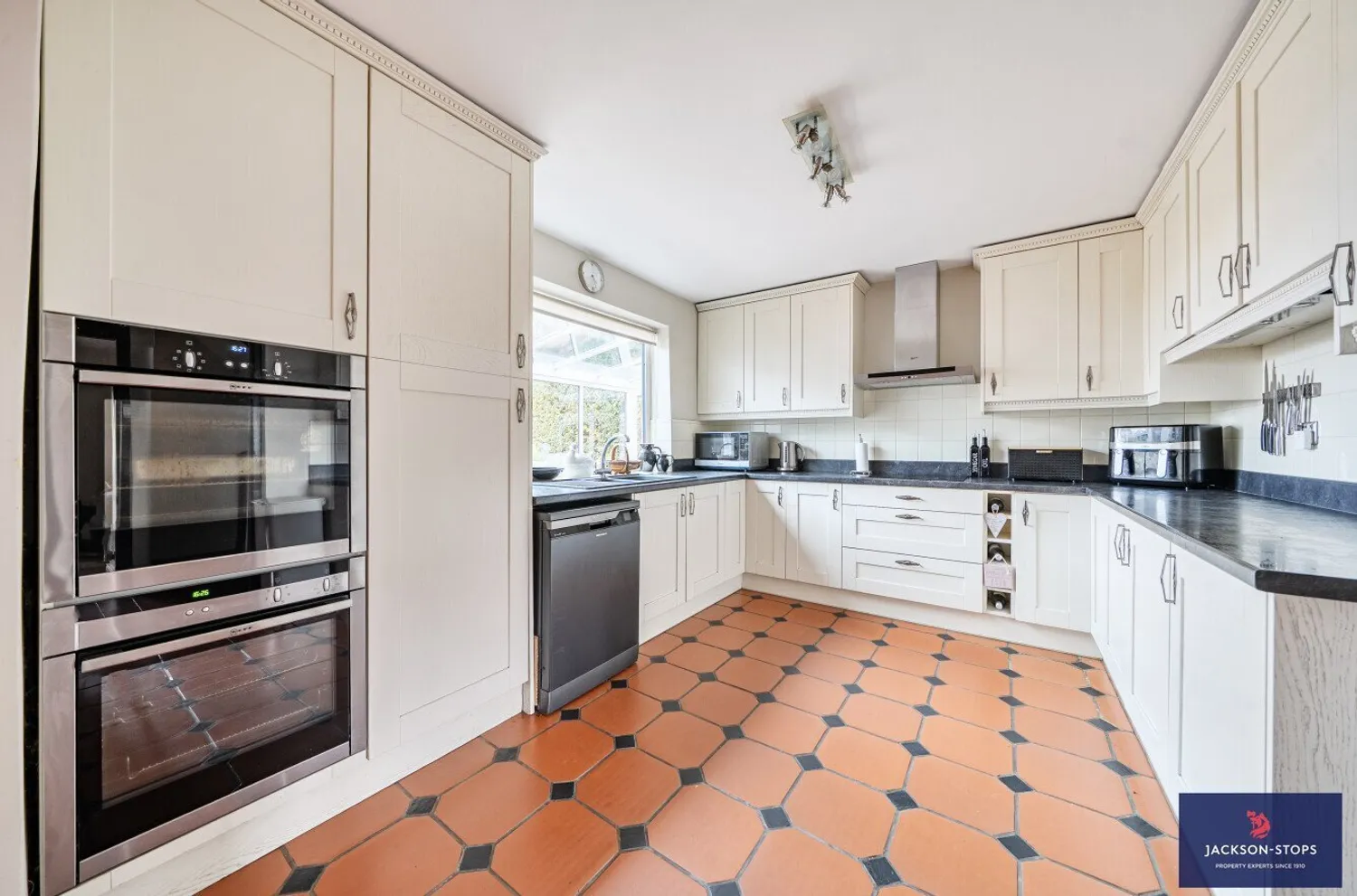 Courteenhall Road, Blisworth, NN7 photo 5