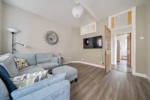 Woodland Avenue, Northampton, NN3 photo 10