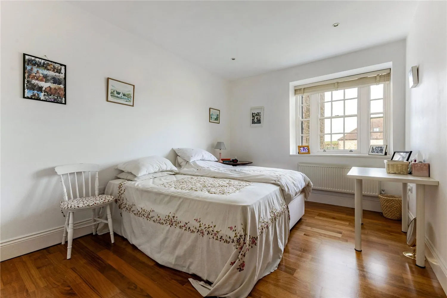 Budgenor Lodge, Dodsley Lane, GU29 photo 5