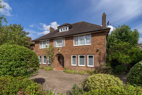 Farm Avenue, London, NW2