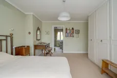 Farm Avenue, London, NW2 photo 6