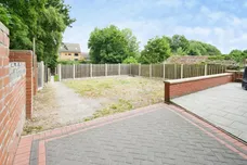 Dodworth Road, Barnsley