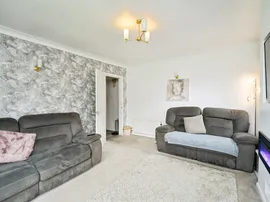Cliffe View, Allerton, Bradford thumb 3
