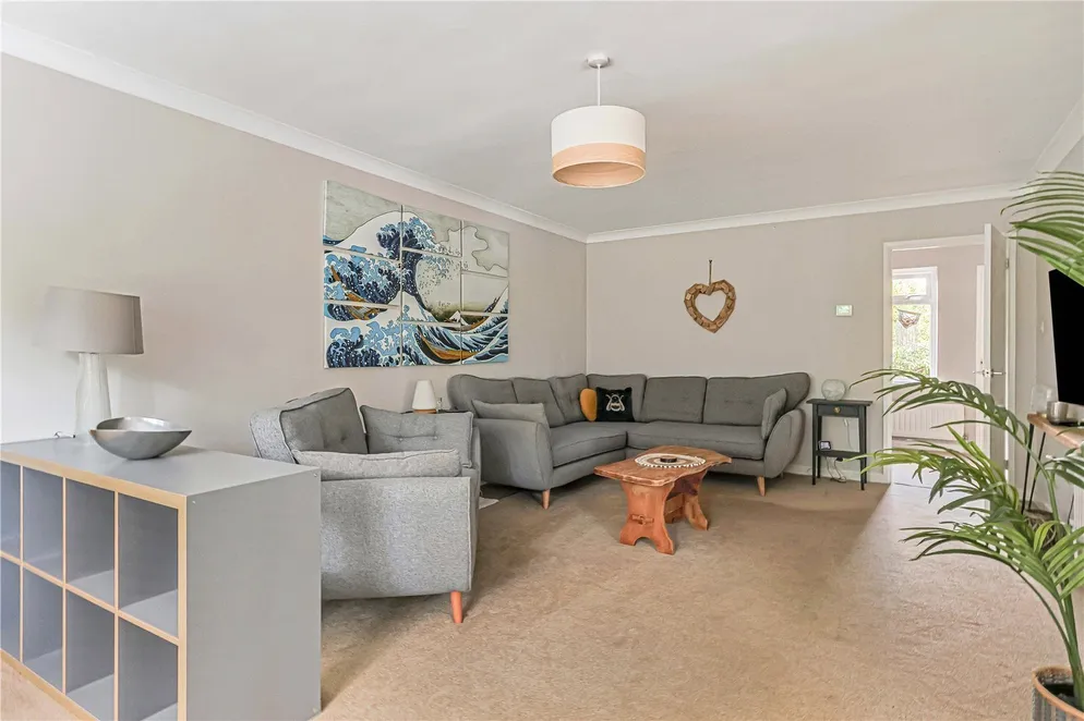 Property carousel item 14