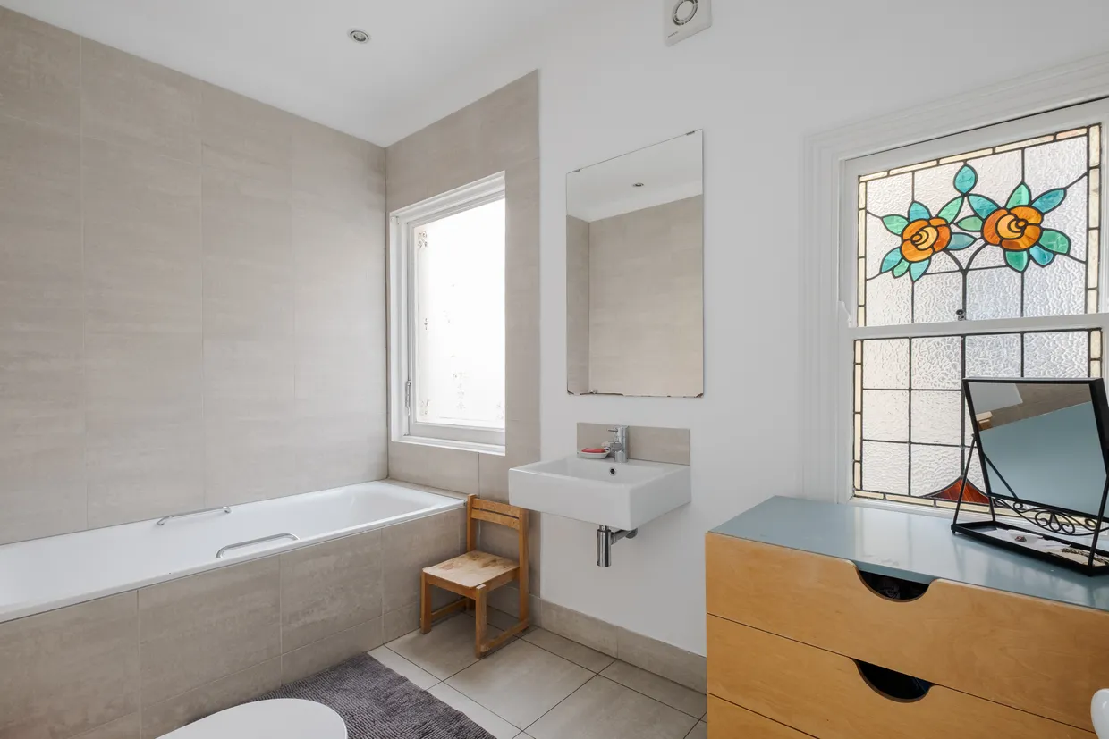 Redston Road, London, N8 photo 9