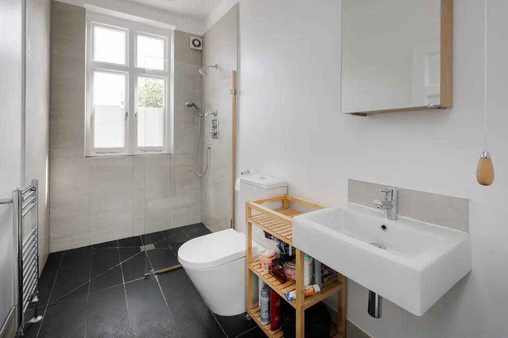 Redston Road, London, N8 photo 12