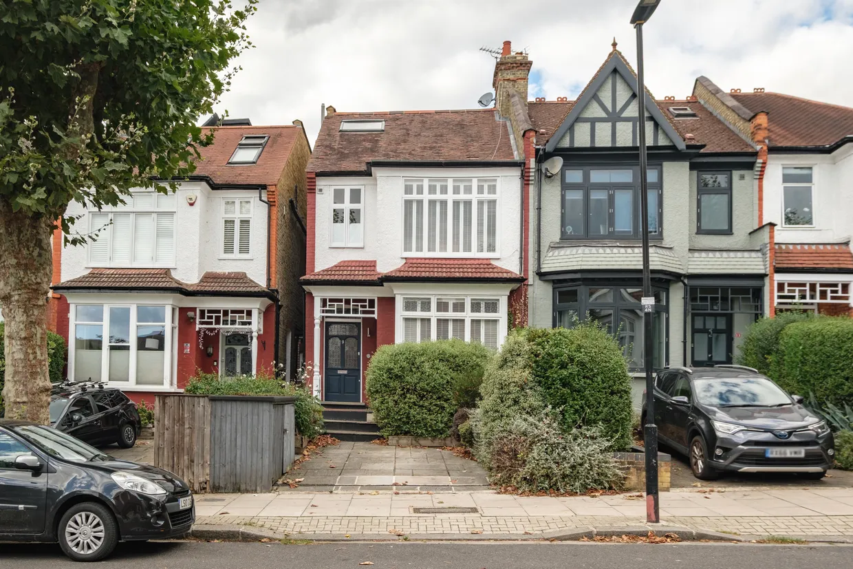 Redston Road, London, N8 photo 17