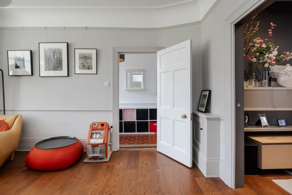 Redston Road, London, N8 photo 18