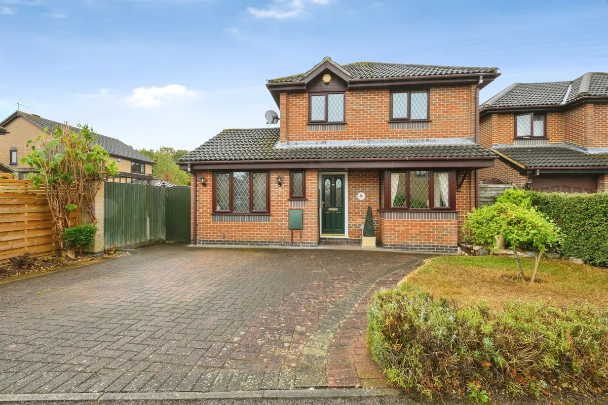 Chelveston, Welwyn Garden City
