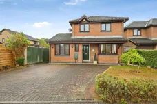 Chelveston, Welwyn Garden City