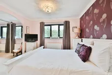 Chelveston, Welwyn Garden City