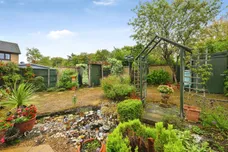 Chelveston, Welwyn Garden City