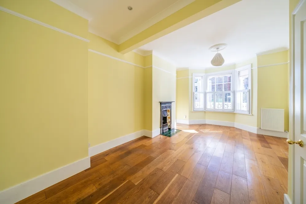 Allfarthing Lane London SW18 photo 2