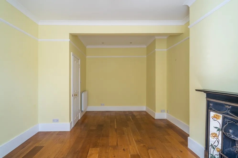 Allfarthing Lane London SW18 photo 7